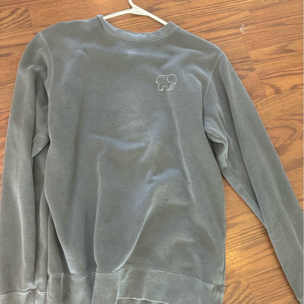 Ivory Ella oversized crew neck size small